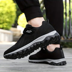 Fur Lined Thermal Running Shoes Non Slip Comfortable Sneakers