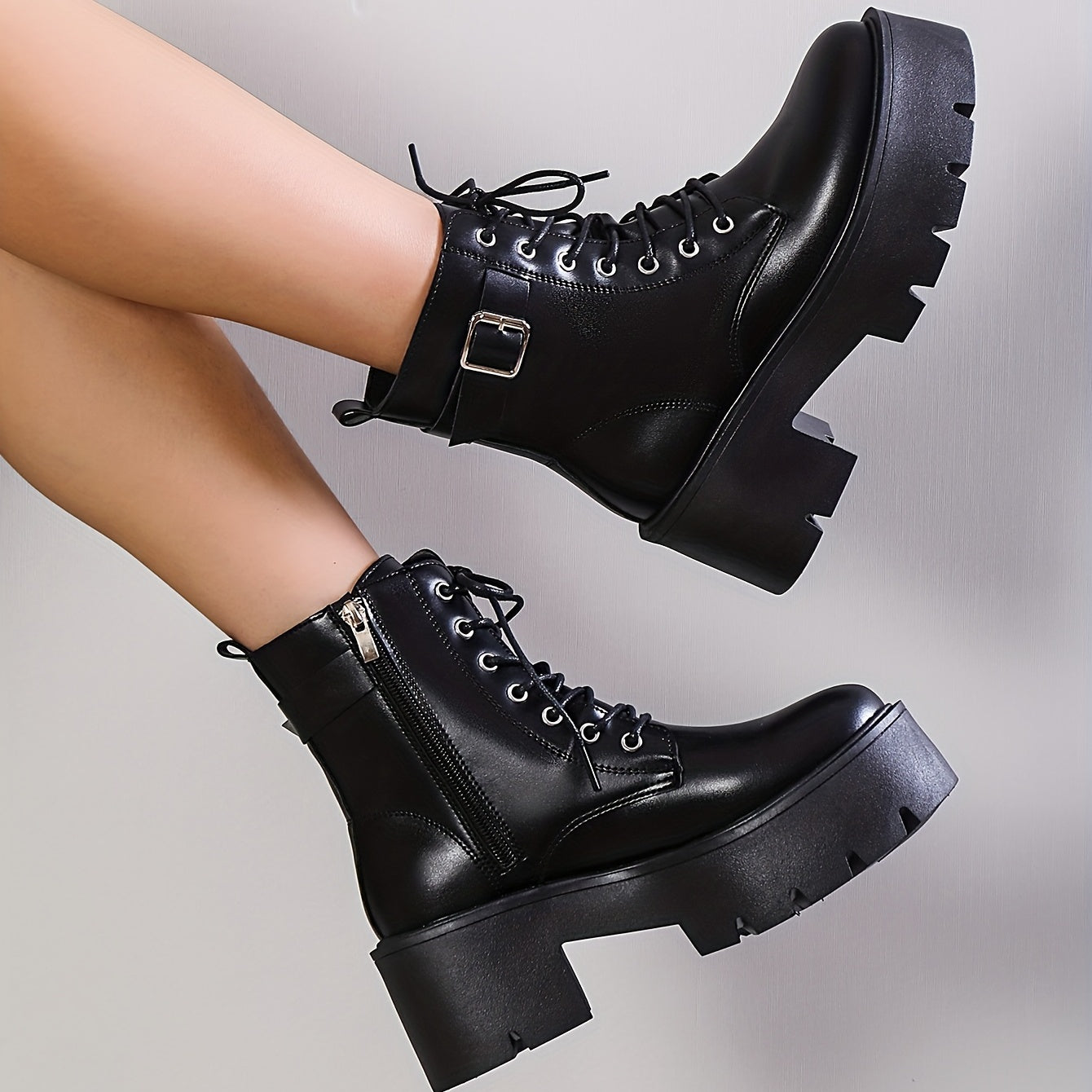 Women's Platform Combat Boots Lace Up Chunky Heel Ankle Boots