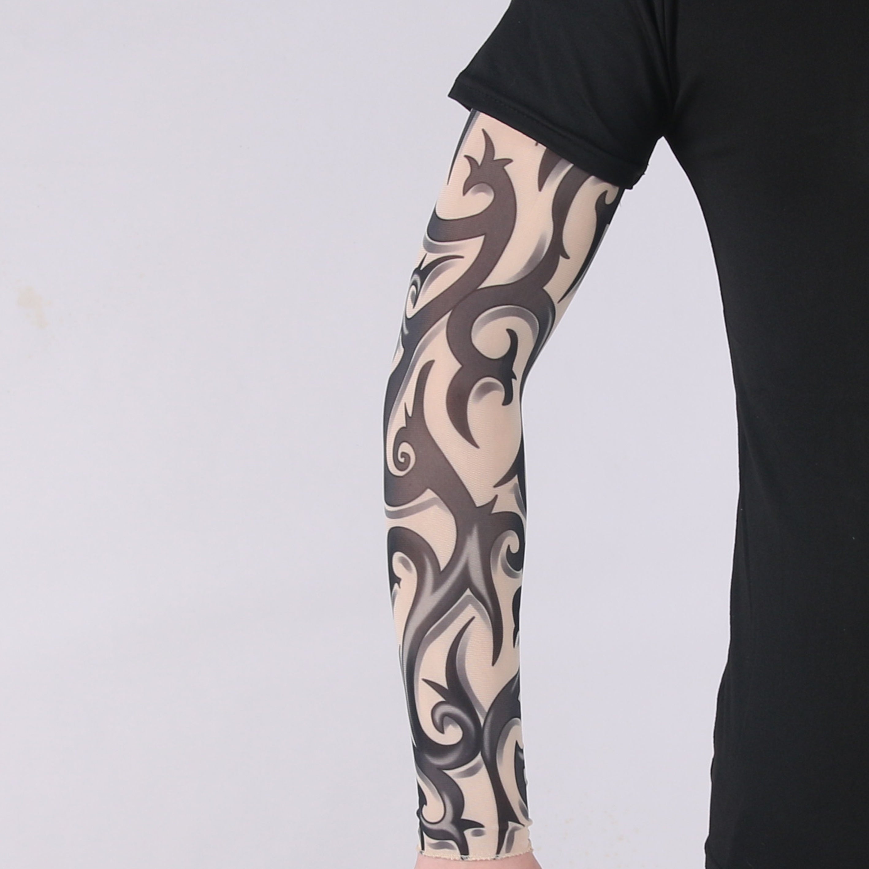 Breathable Men's Sun Protection Arm Sleeves for Outdoor Activities