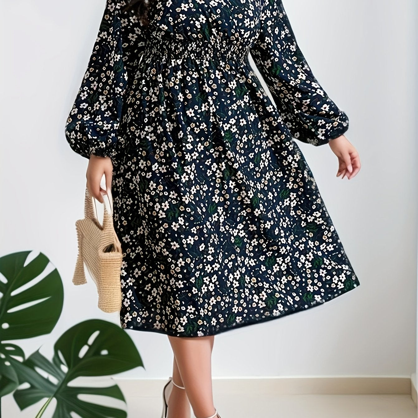 Ditsy Floral Lantern Sleeve Maxi Dress