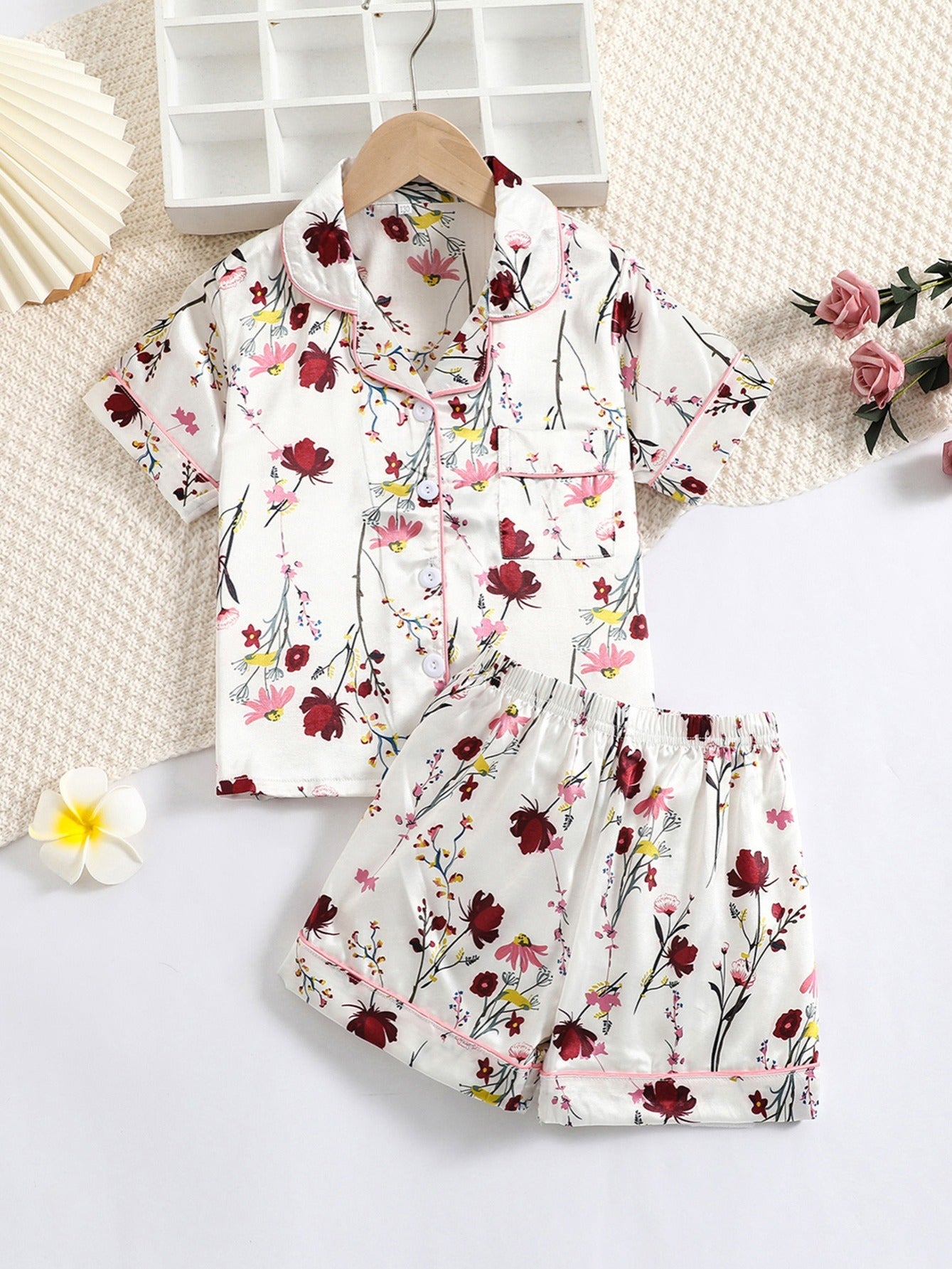 2pcs Girls Floral Pattern Satin Loungewear