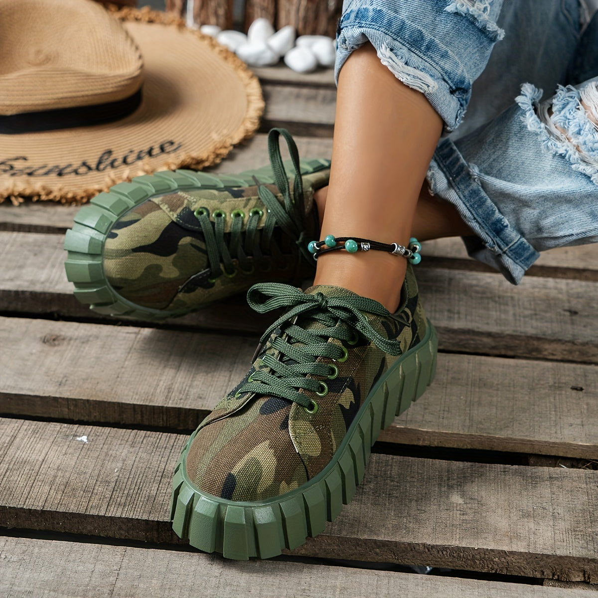 Women's Camo Platform Sneakers Lace Up Outdoor Canvas Running Shoes