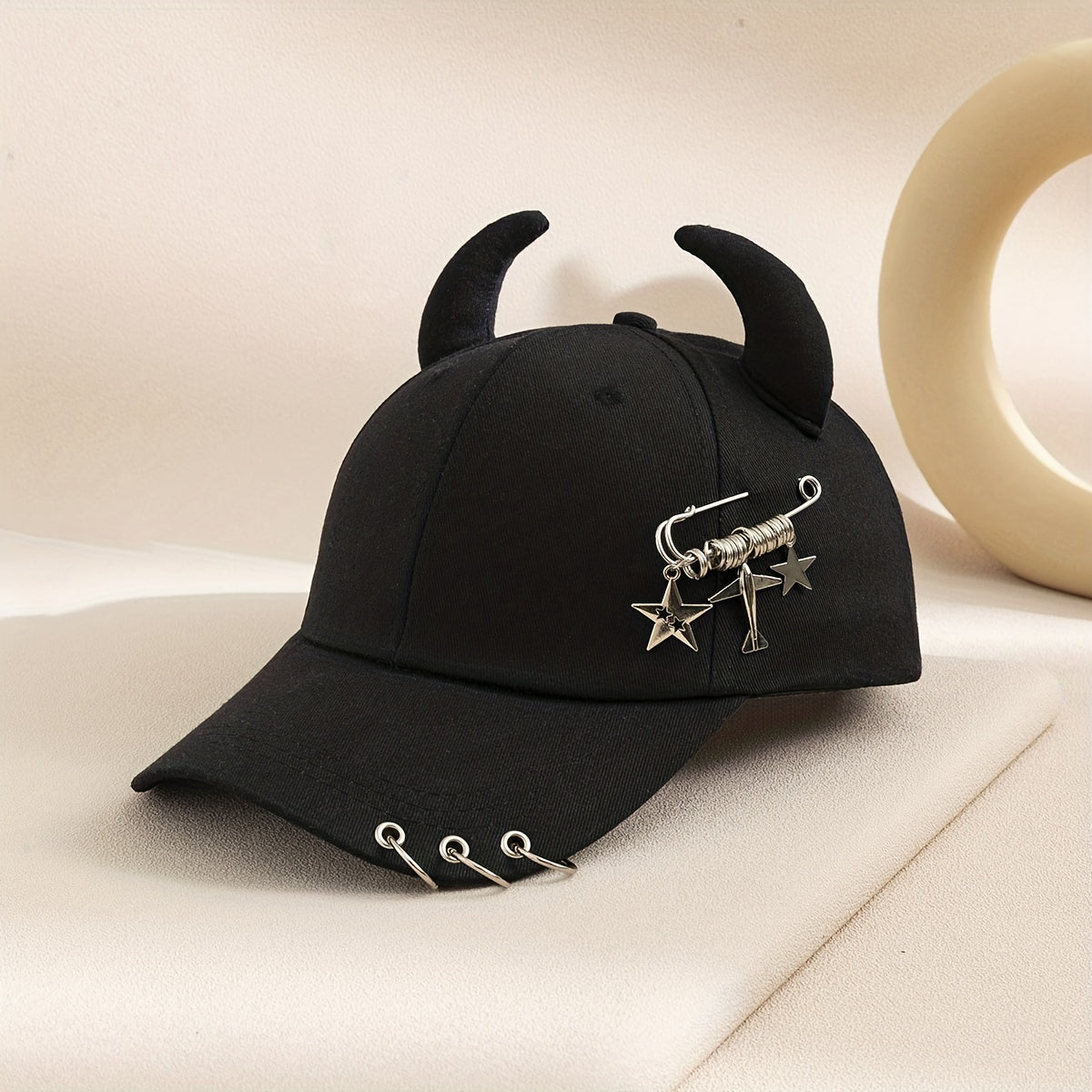 Hip hop Bull Horn Sunshade Baseball Cap for Men and Women