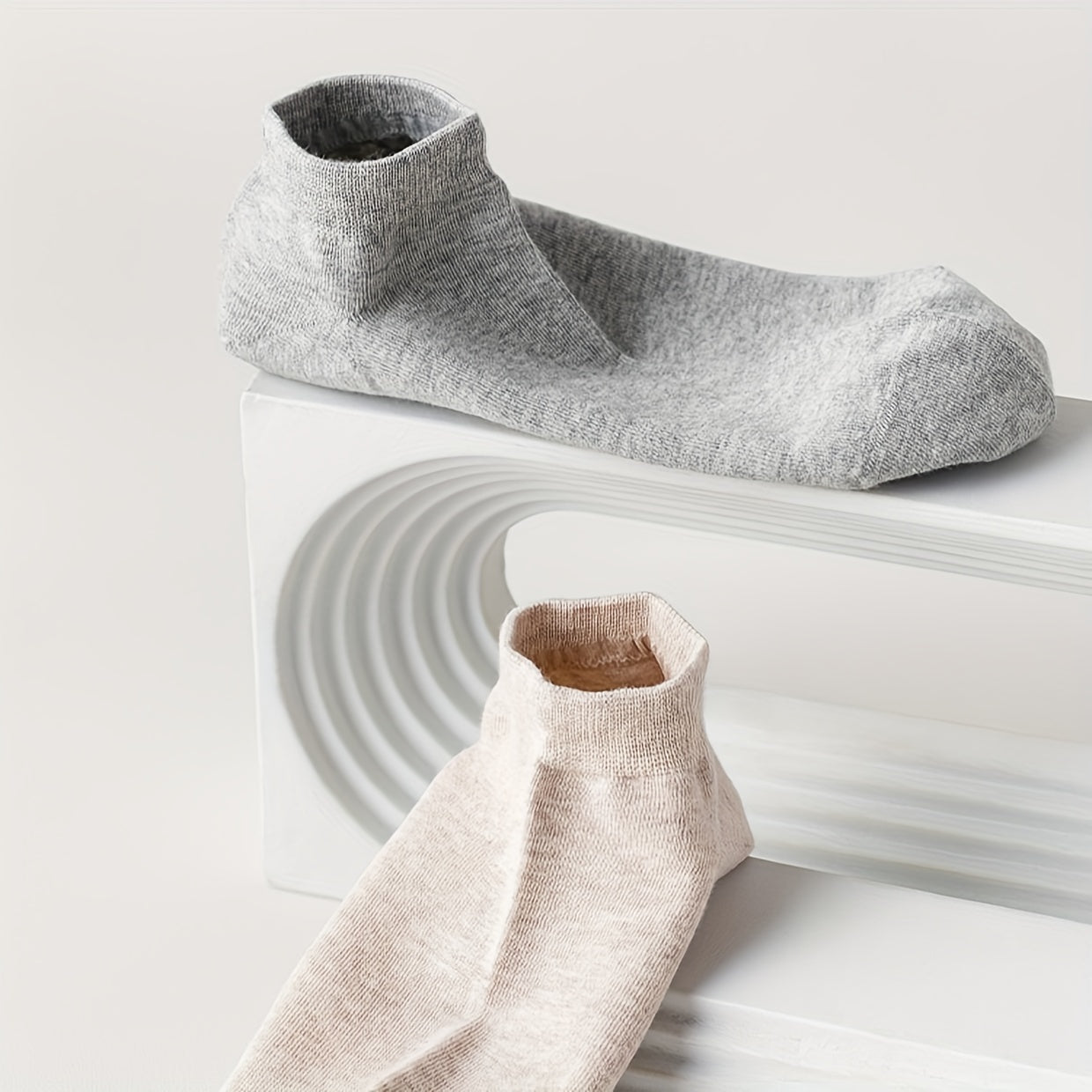 Men's Outdoor Casual Thin Breathable Ankle Socks for Training Fitness
