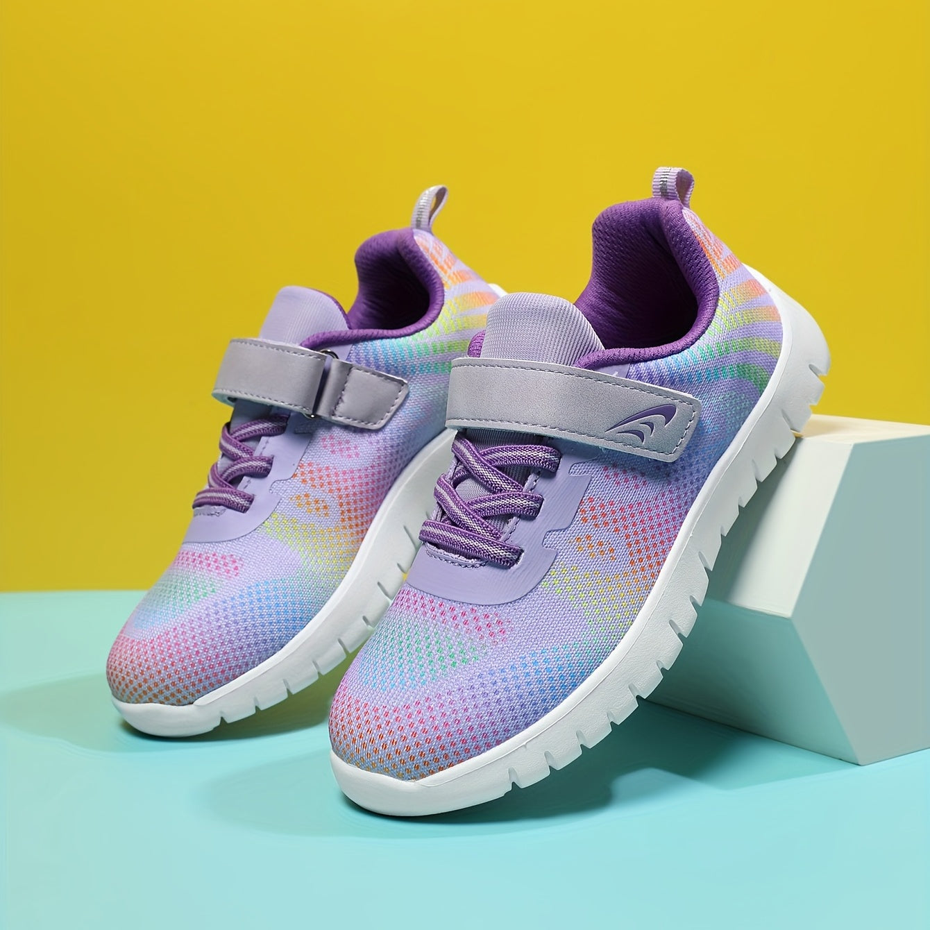 Girl's Knit Breathable Running Shoes Soft Sole Sneakers For Outdoor Jogging