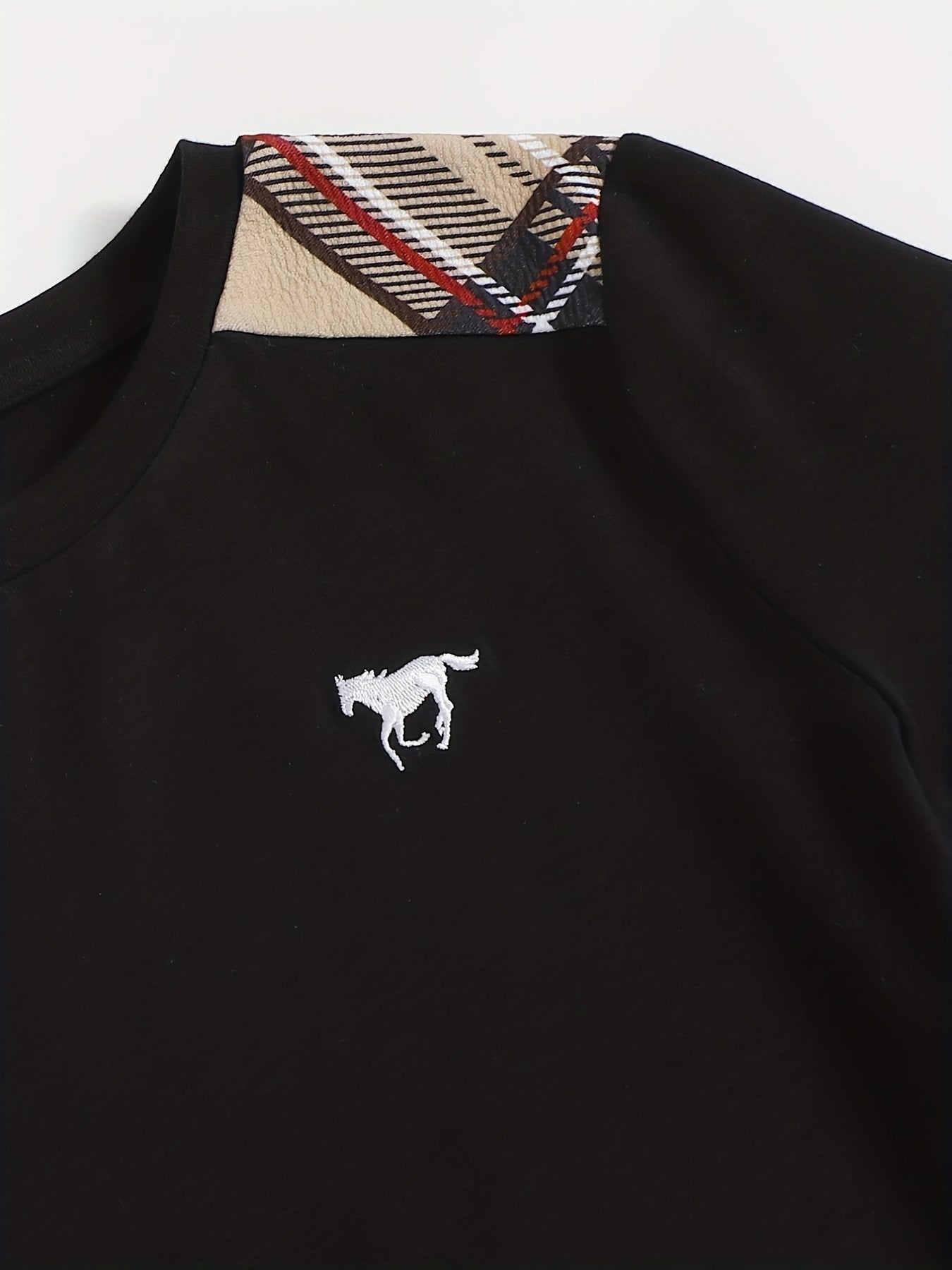 Boy's Plaid Print T-Shirt & Shorts Set with Horse Print