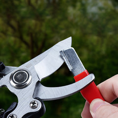 Portable Garden Scissor Sharpener Dual-purpose Sharpening Stone Scraper