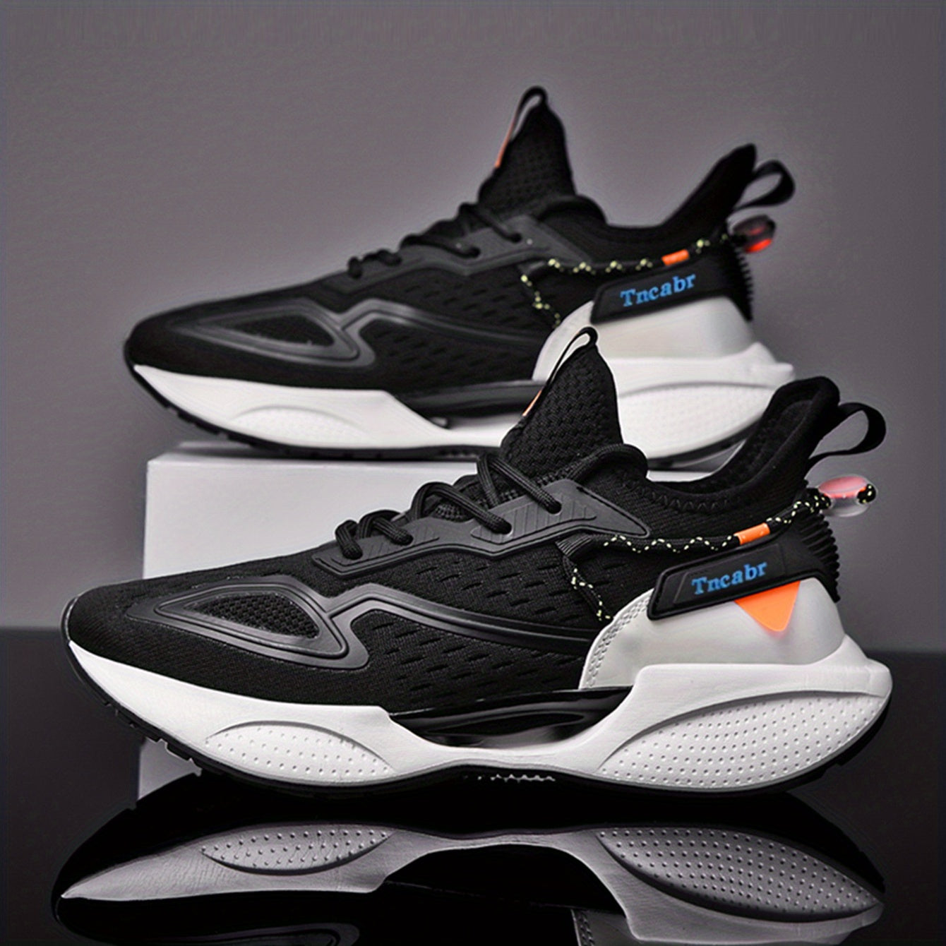 Men's Lightweight Running Shoes Breathable Sneakers for Training Jogging Tennis