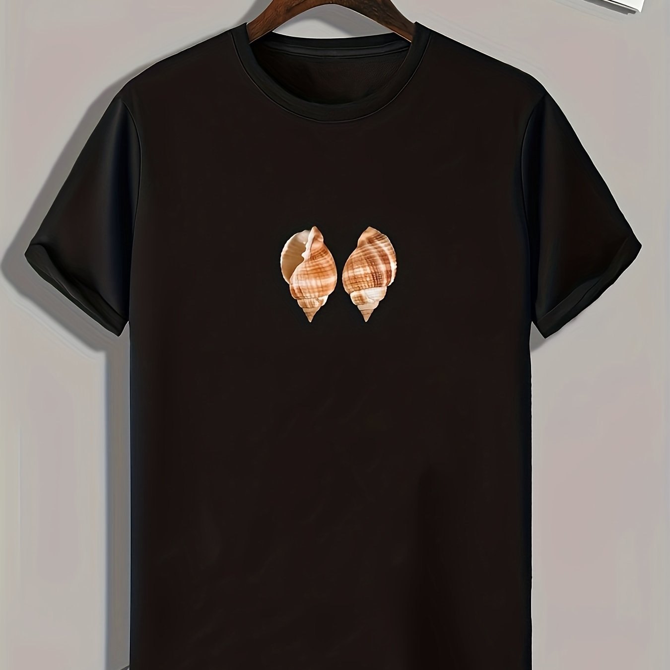 Conch Pattern Print Men's Comfy Sports T-Shirt