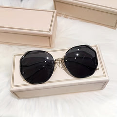 Irregular Frameless Sun Protection Glasses For Men