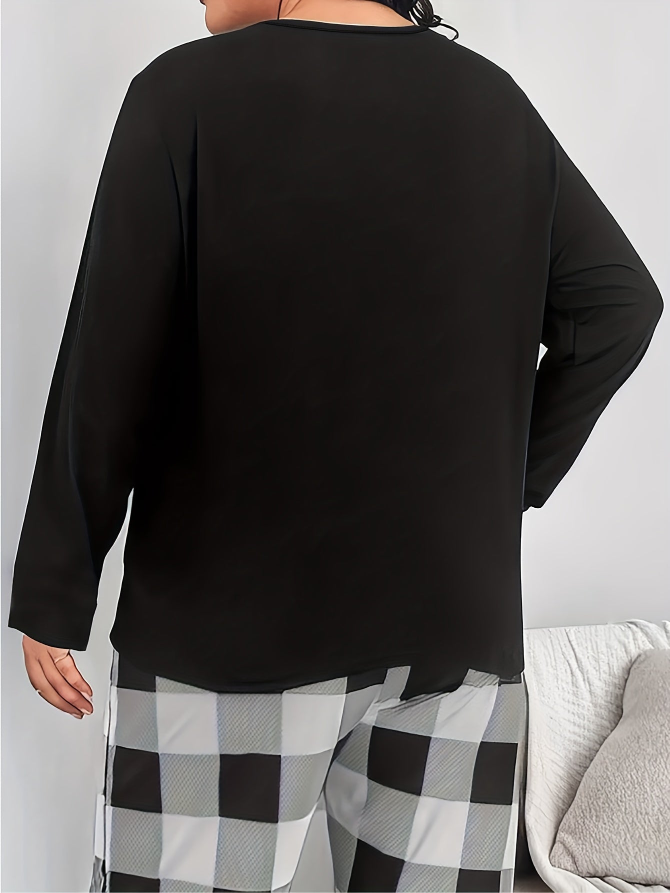 Letter Print Long Sleeve Round Neck Pajama Top