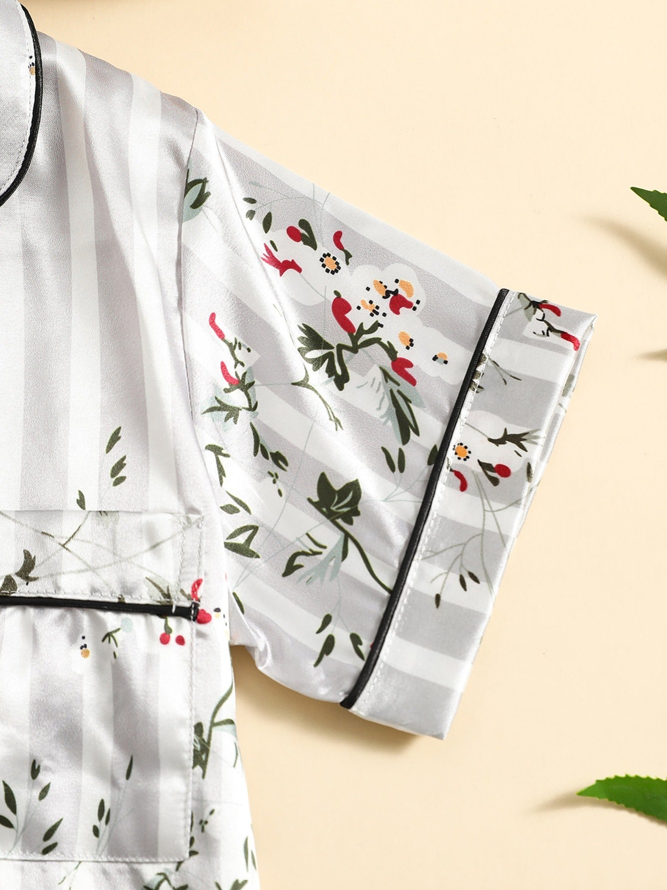 Girls Plant Floral Pattern Lapel Neck Pajama Set