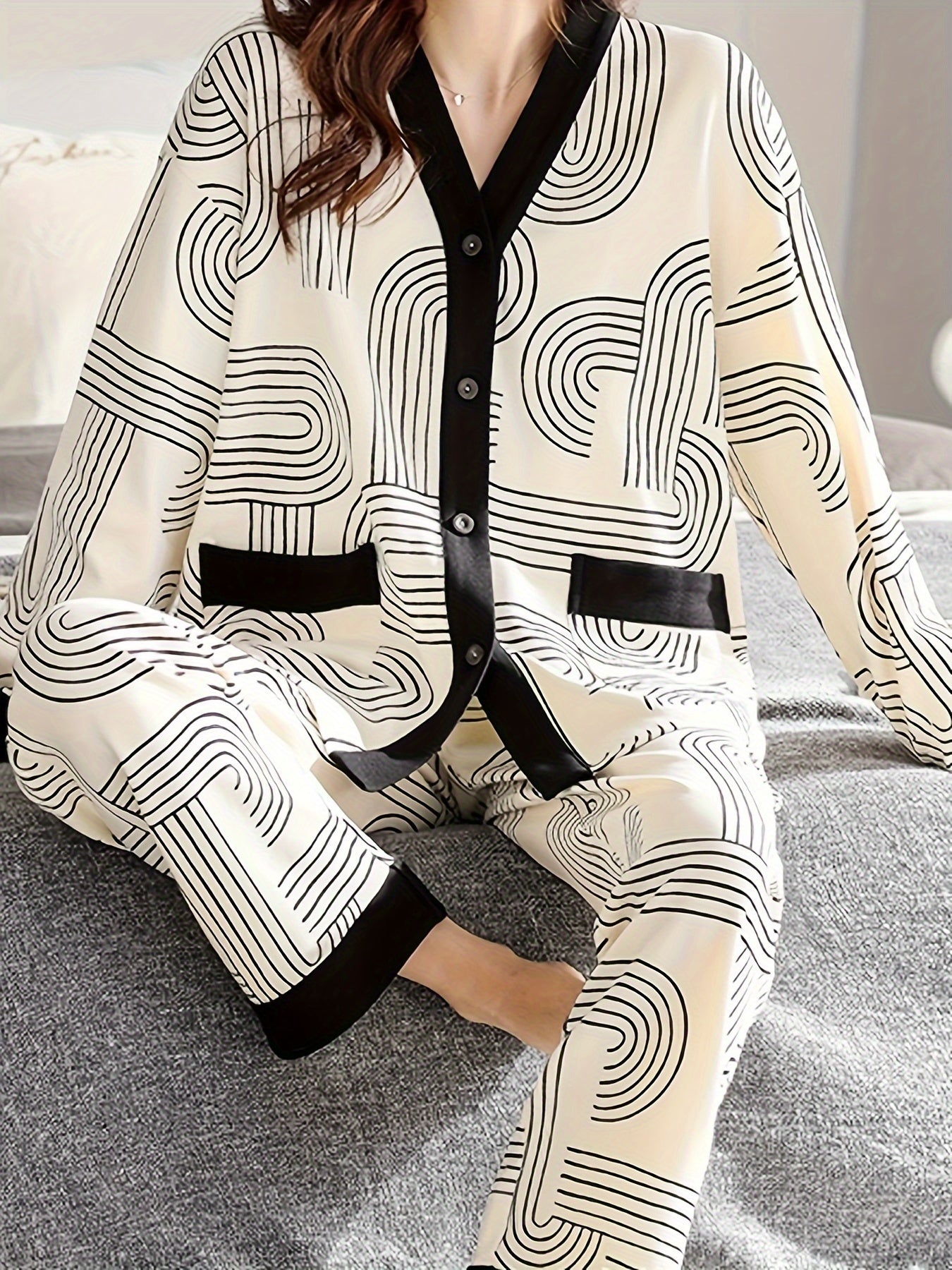 Geometric Print Pajama Set with Long Sleeve Top & Elastic Waistband Pants