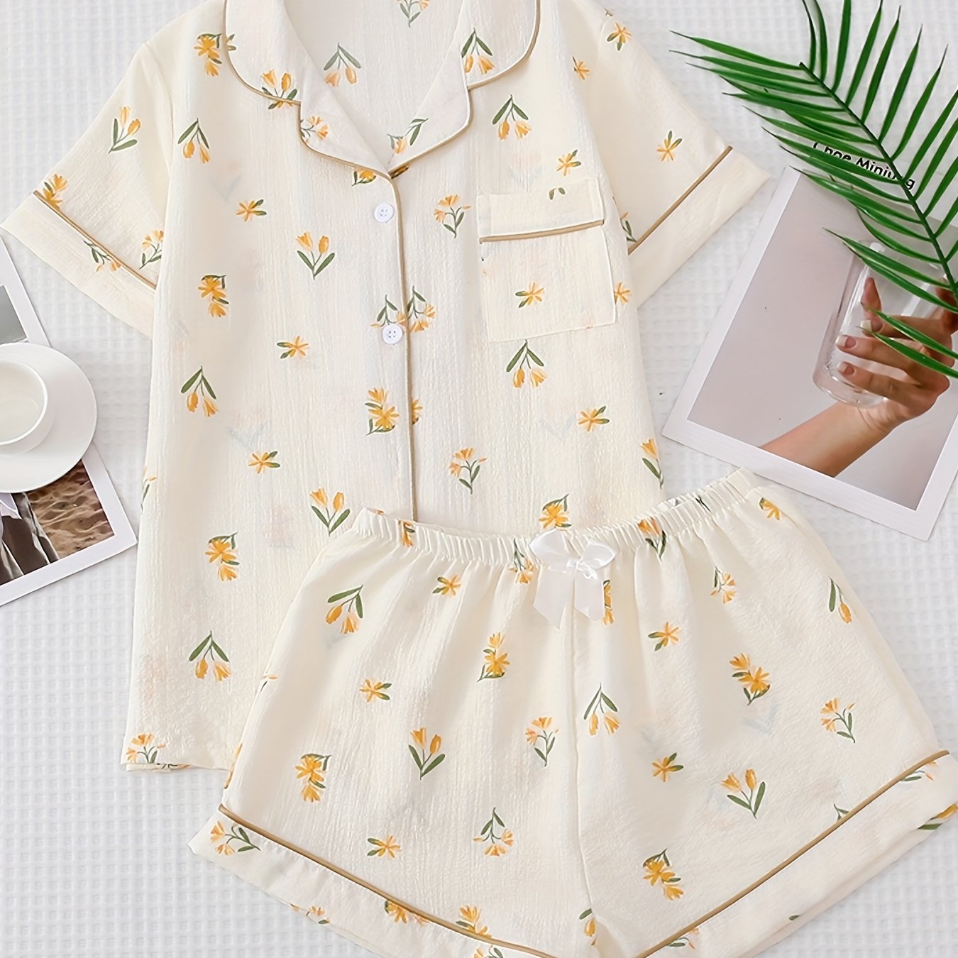 Floral Print Pajama Set Short Sleeve Top & Shorts Women's Sleepwear