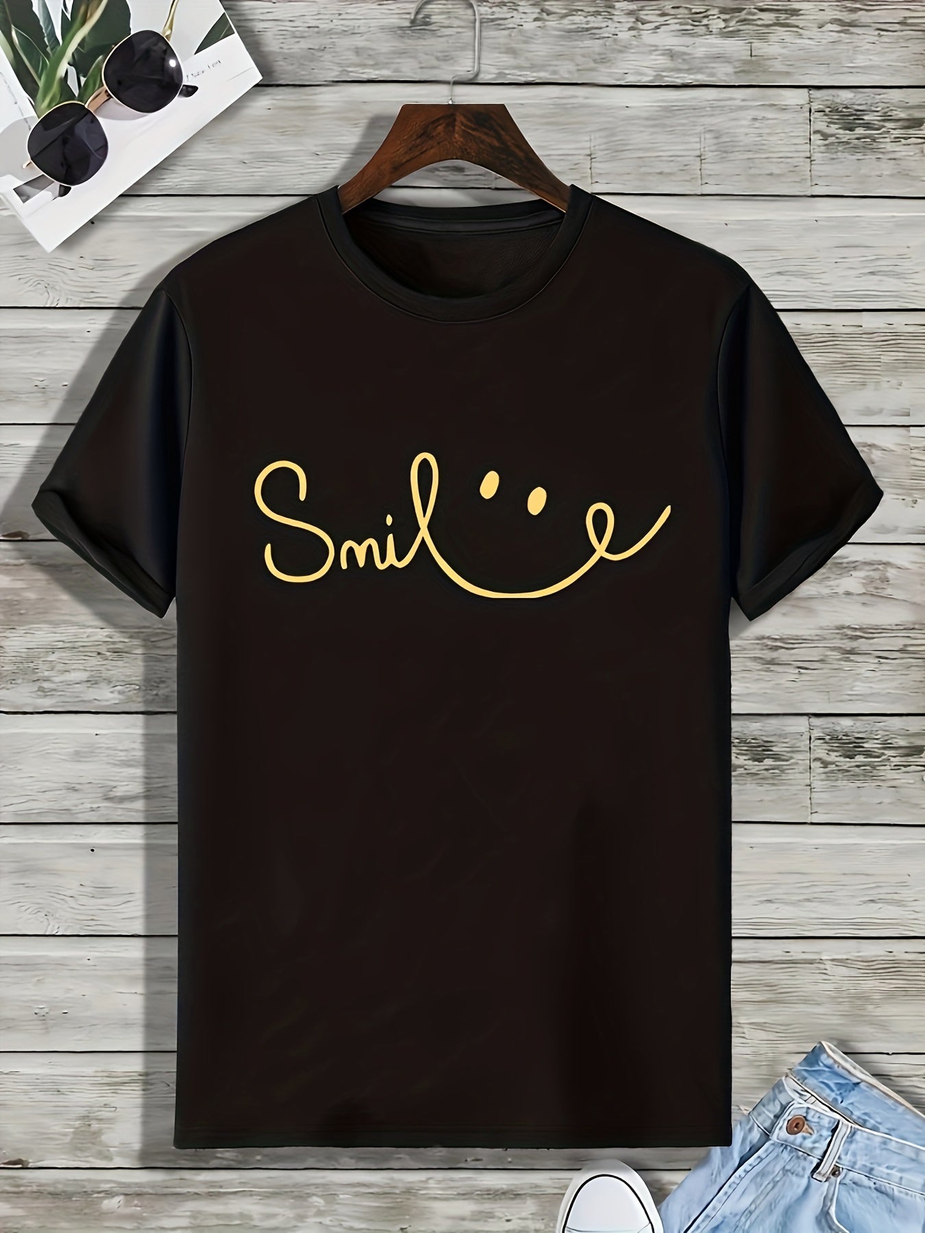 Smile Print Men's Graphic T shirt Casual Comfy Tees For Summer Mens Clothing