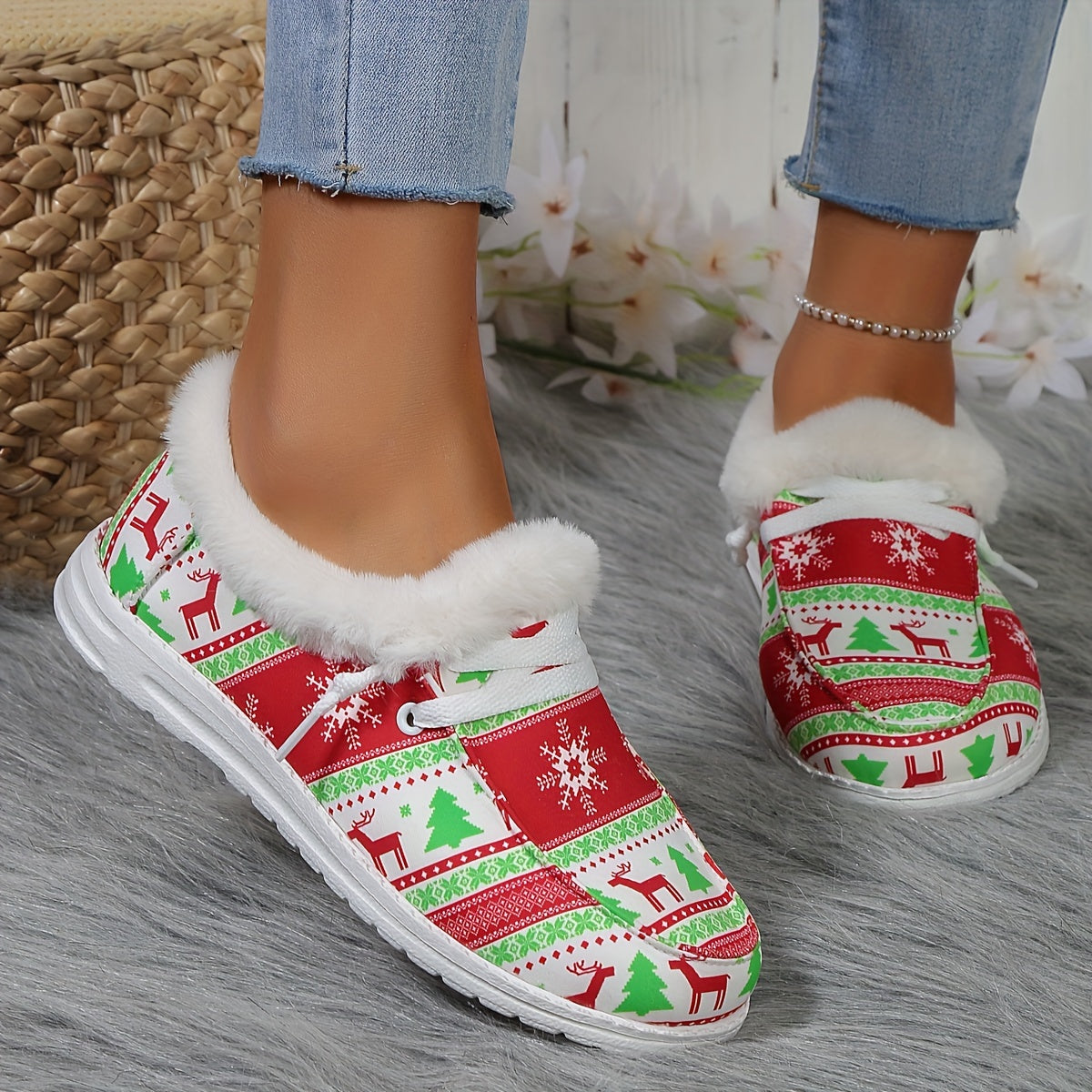 Women's Cartoon Print Canvas Shoes Christmas Low Top Warm Sneakers