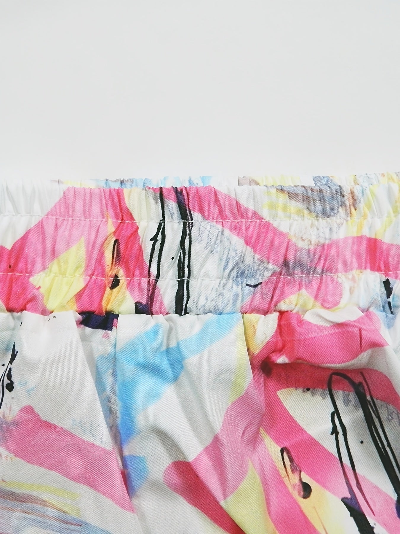 Graffiti Print Elastic Waist Shorts Casual Summer Random Print
