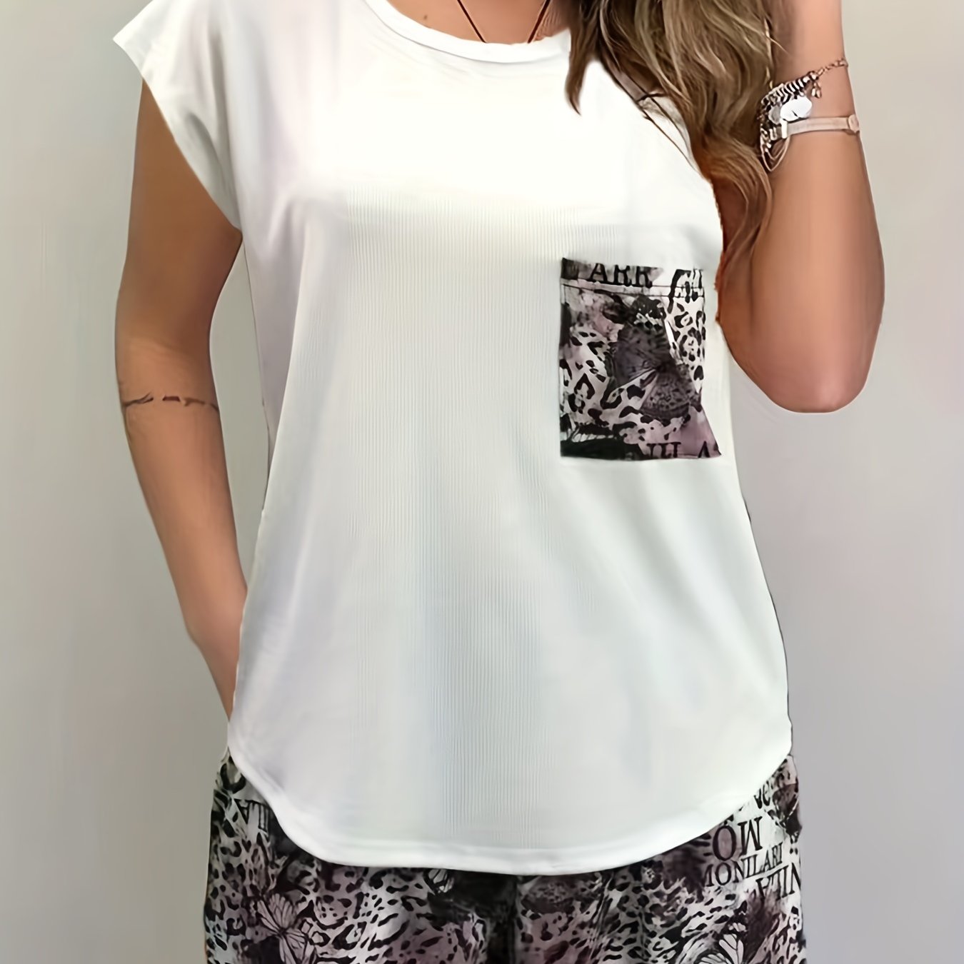 Butterfly & Letter Print Two Piece Set Casual T Shirt & Loose Shorts Outfits