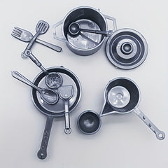 10pcs Dollhouse Mini Kitchen Cookware Set - Stovetop Pots and Pans 1:12 Scale