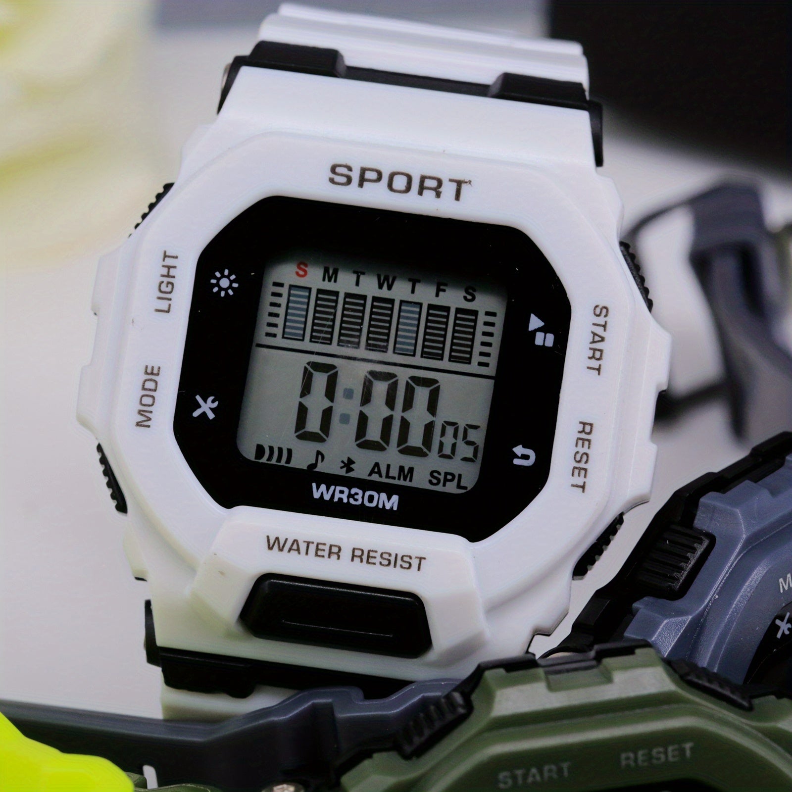 Stylish Waterproof Night Light Watch for Sports Timing