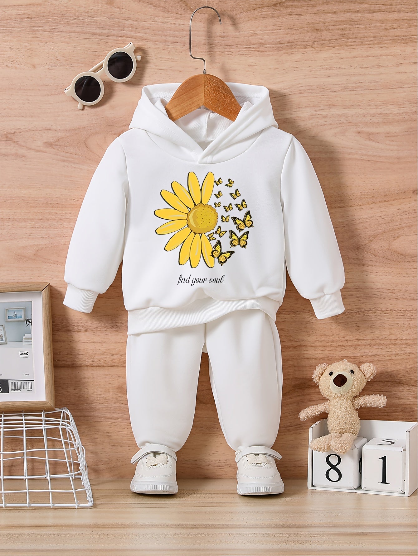 Sunflower Butterfly Print Baby Outfit Set for Fall Winter