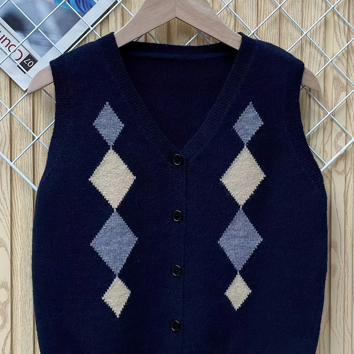Boys Geometric Print Knitted Vest with Button