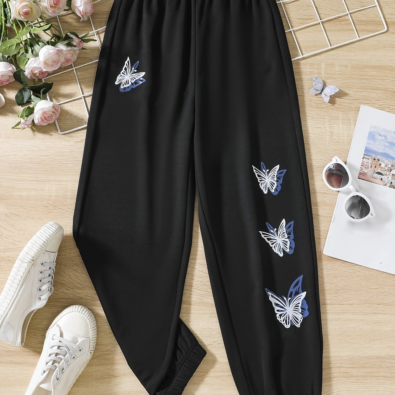 Butterfly Graphic Jogger Sweatpants Girls Loose Fit Trousers