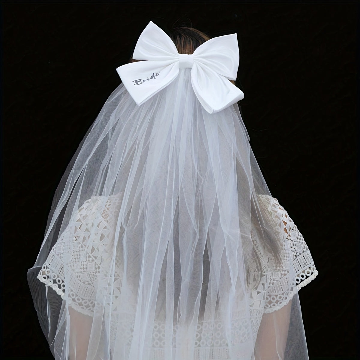 Bridal Veil with Large Bow & Bride Print Polyester Wedding Hair Accessory