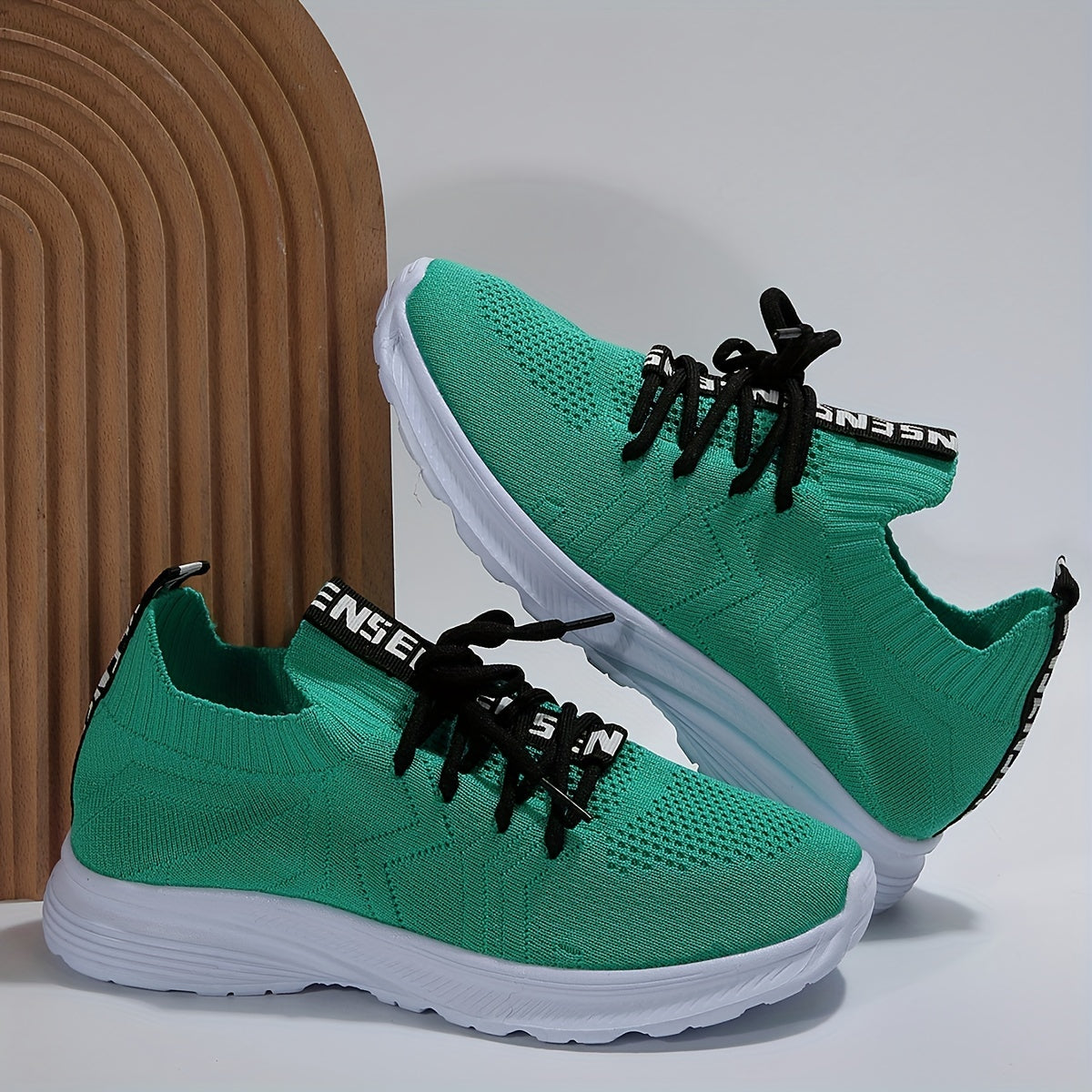 Women's Mesh Breathable Running Shoes Lightweight Lace Up Travel Walking