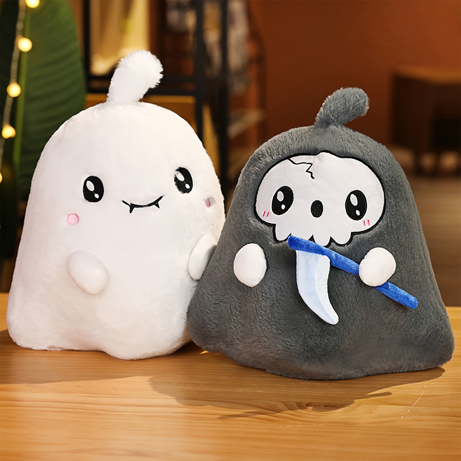 Halloween Plush Ghosts Soft Toys & Stuffed Ghosts with Expressive Faces