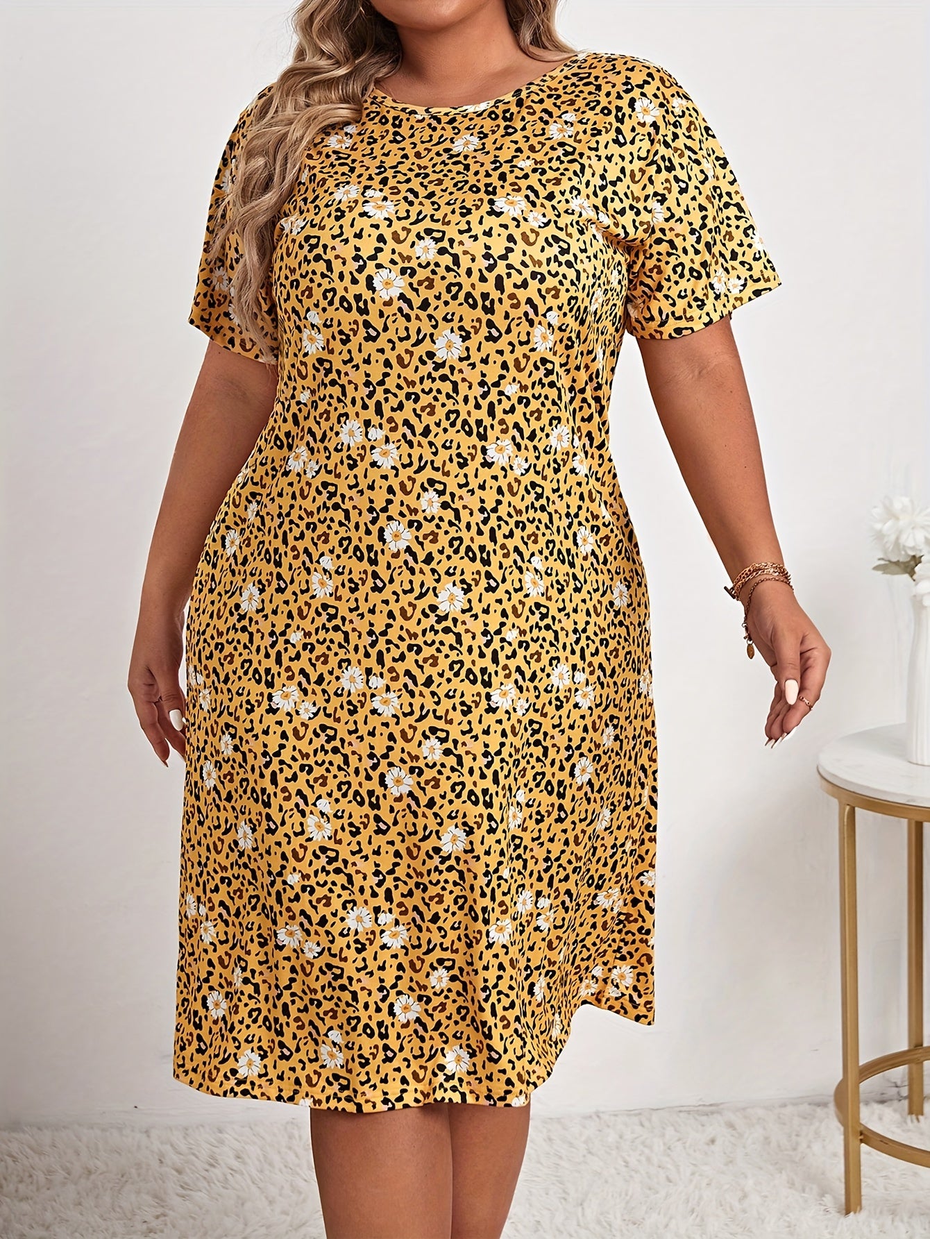 Nightdress Women's Plus Daisy Leopard Print Short Sleeve Round Neck