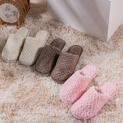 Women's Plush Indoor Slippers Winter Warm & Cozy Flat Shoes