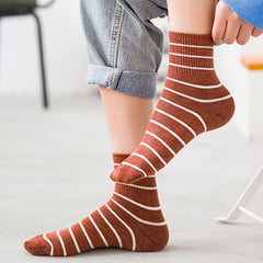 6 Pairs Women Socks Classic Striped Crew Socks Combed Cotton Athletic Ladies Soc