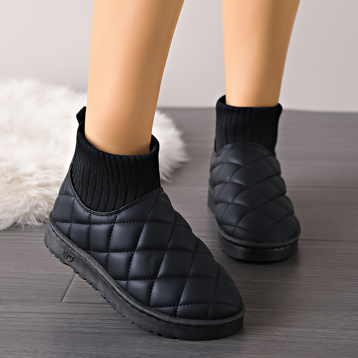 Women's Argyle Quilted Snow Boots Thermal Outdoor Slip On Shoes