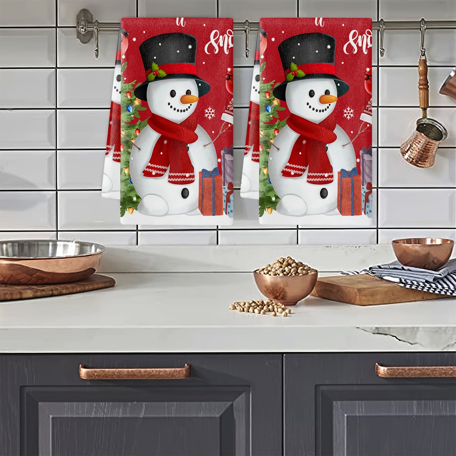 2pcs Christmas Pattern Microfiber Towels Soft Absorbent Fingertip Towel