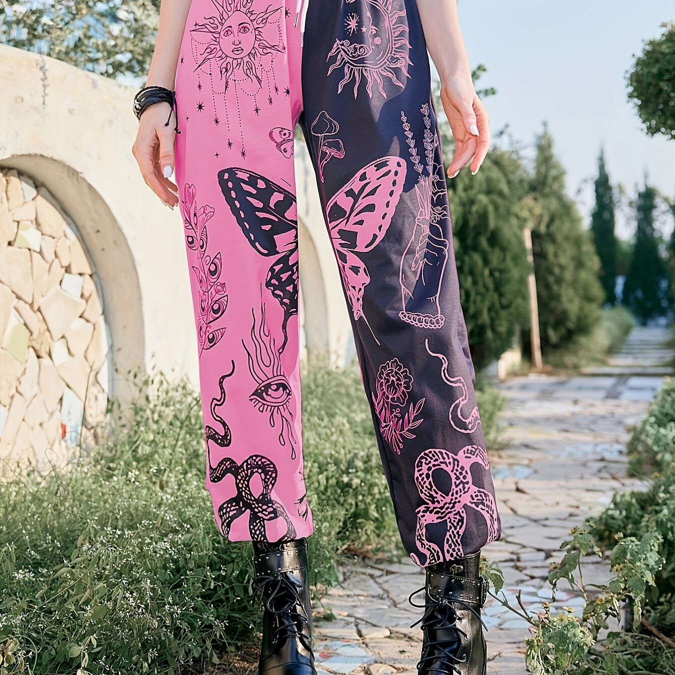 Colorblock Graffiti Print Jogger Trousers