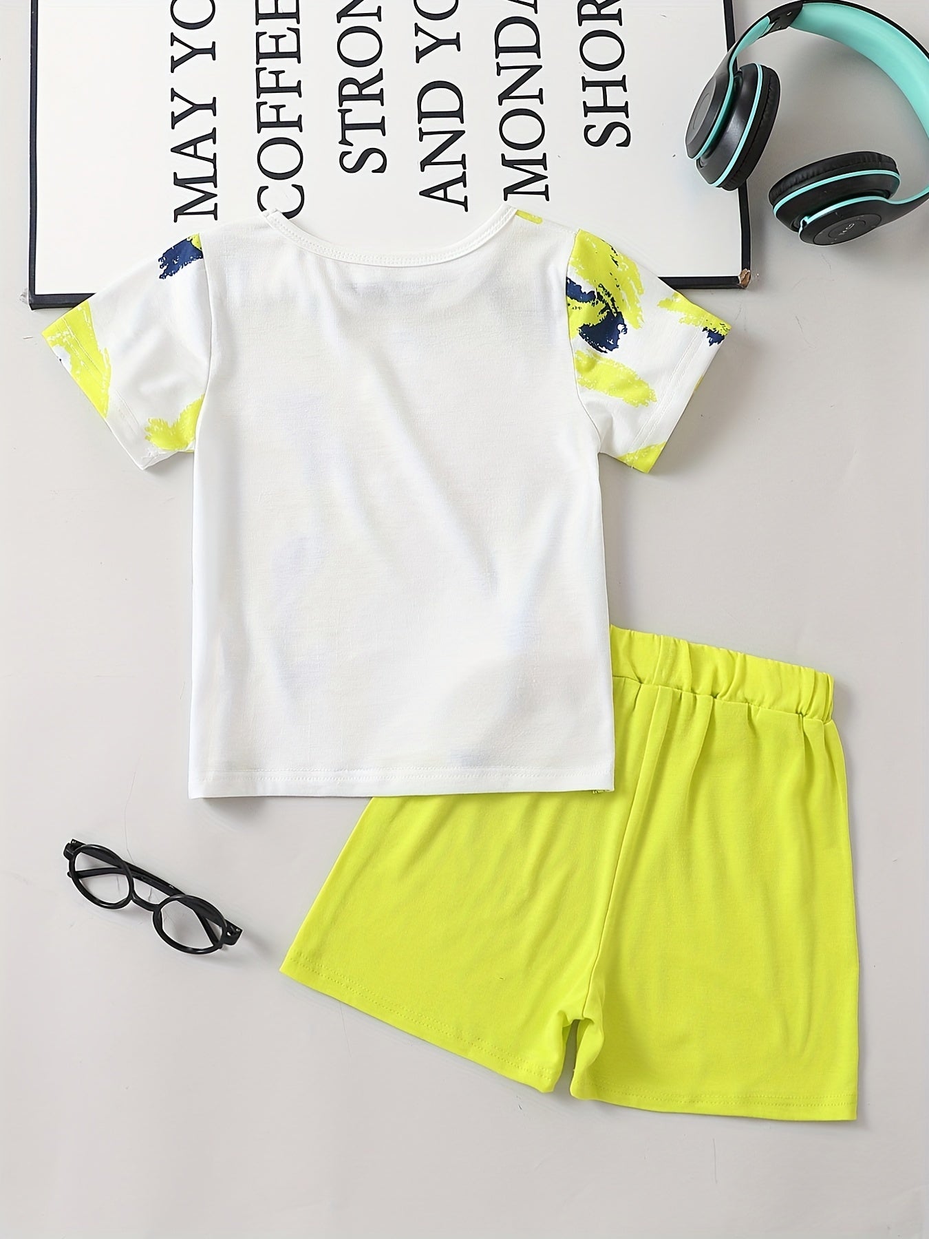 Boys Graffiti Print Tee & Shorts Set Kids Summer Clothes