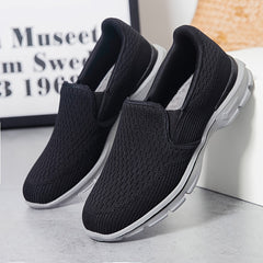 Men's Lightweight Slip On Casual Shoes for Traveling Jogging Hiking