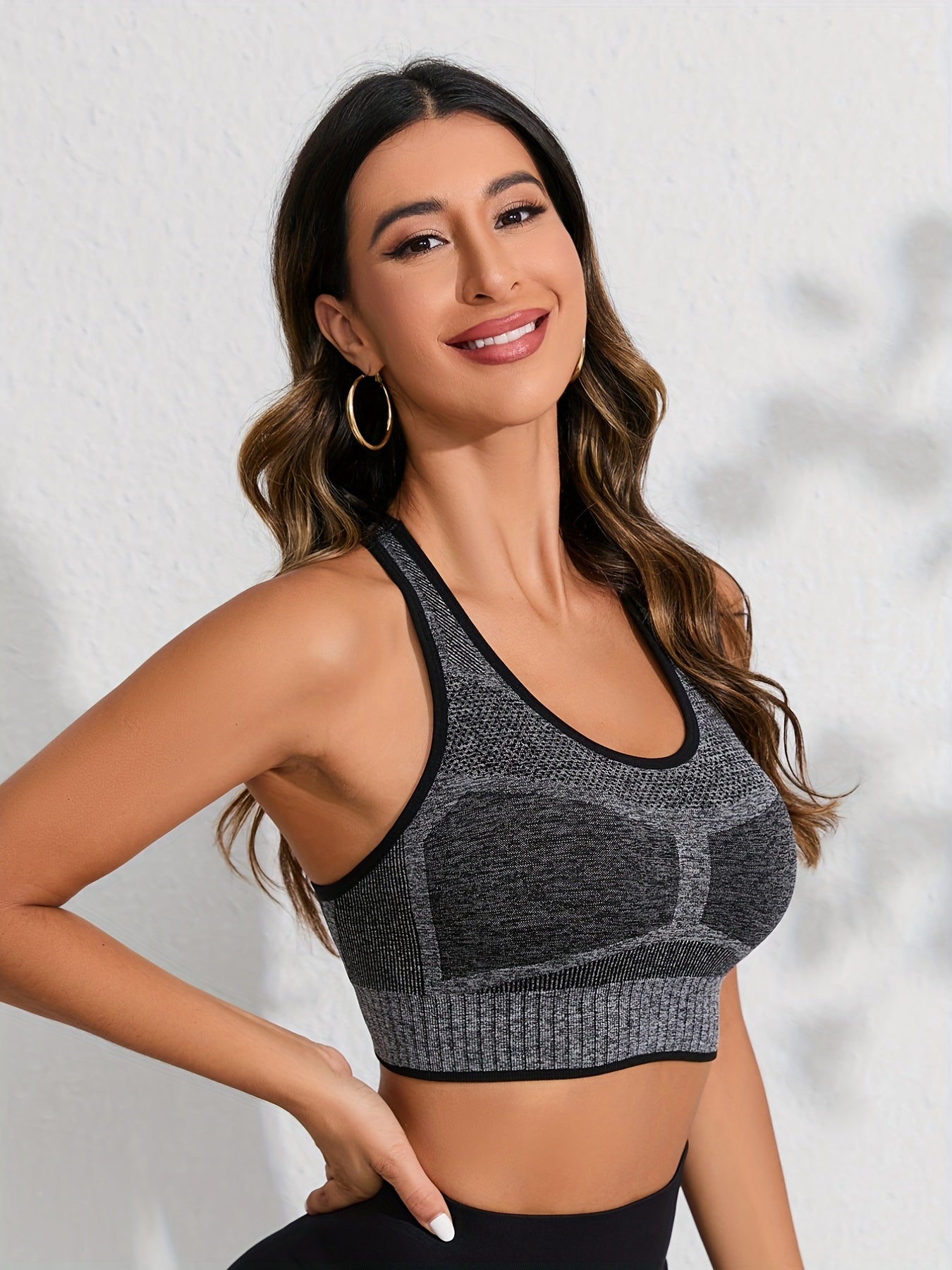 High Stretch Crew Neck Sports Bra Racer Back Workout Bra Women's Activewear