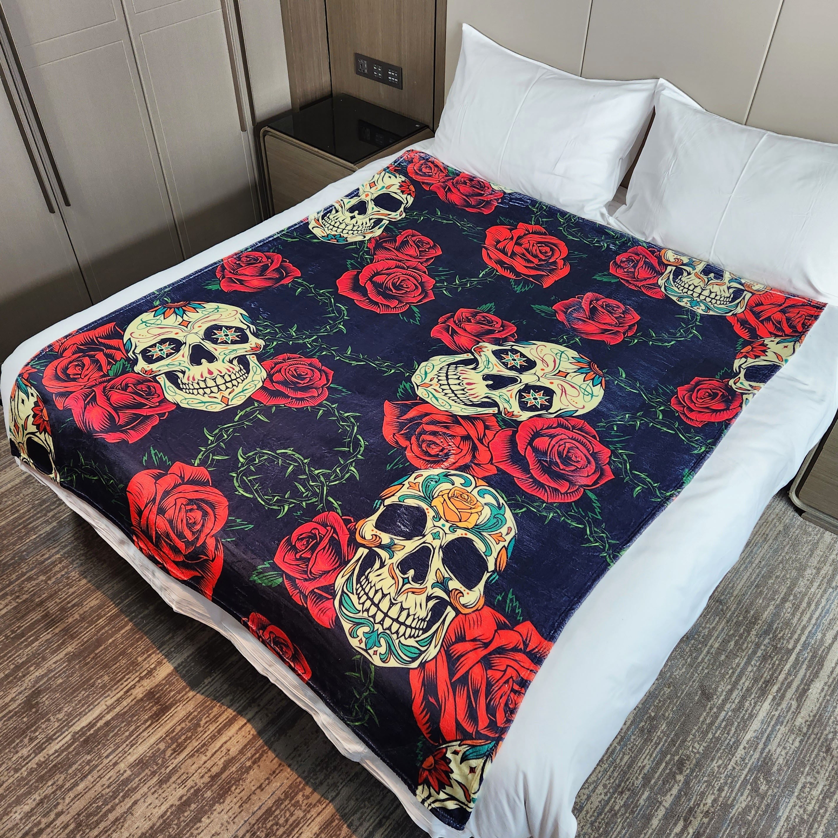 Skull Rose Pattern Blanket Flannel Warm Leisure Blanket