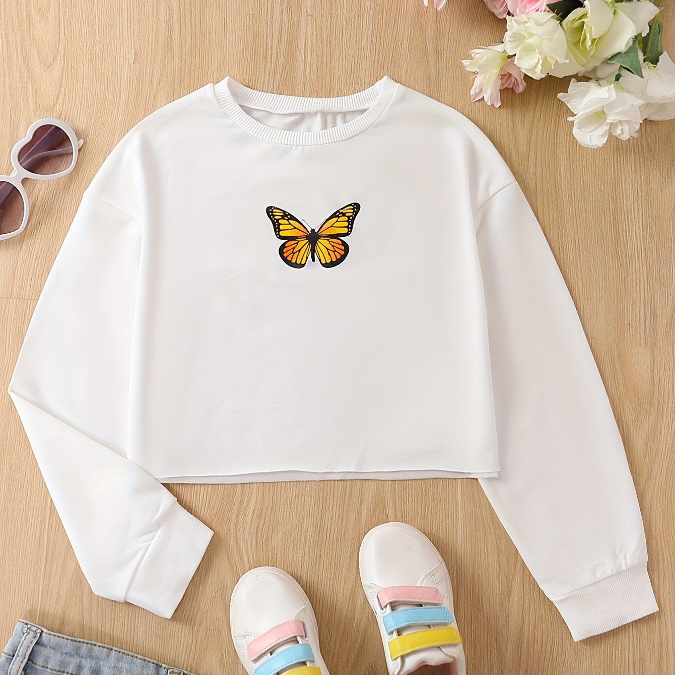 Butterfly Graphic Girl's Sweatshirt Long Sleeve Round Neck Crop Tops Pullover