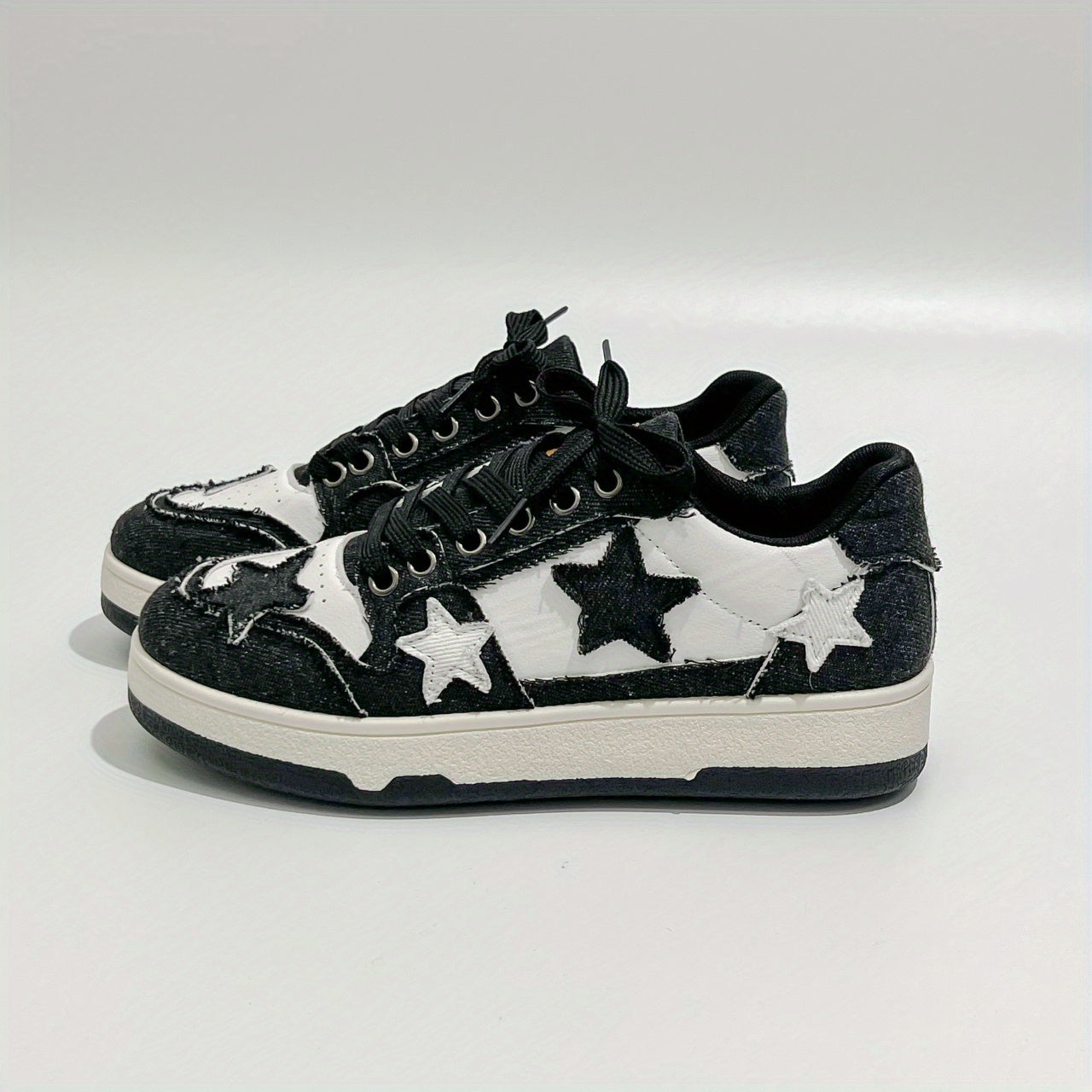 Women's Denim Skate Shoes Round Toe Low Top Sports Shoes