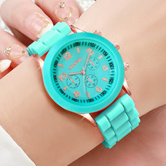 8pcs Silicone Strap Quartz Watch Set Unisex Multiple Colors Non Rechargeable