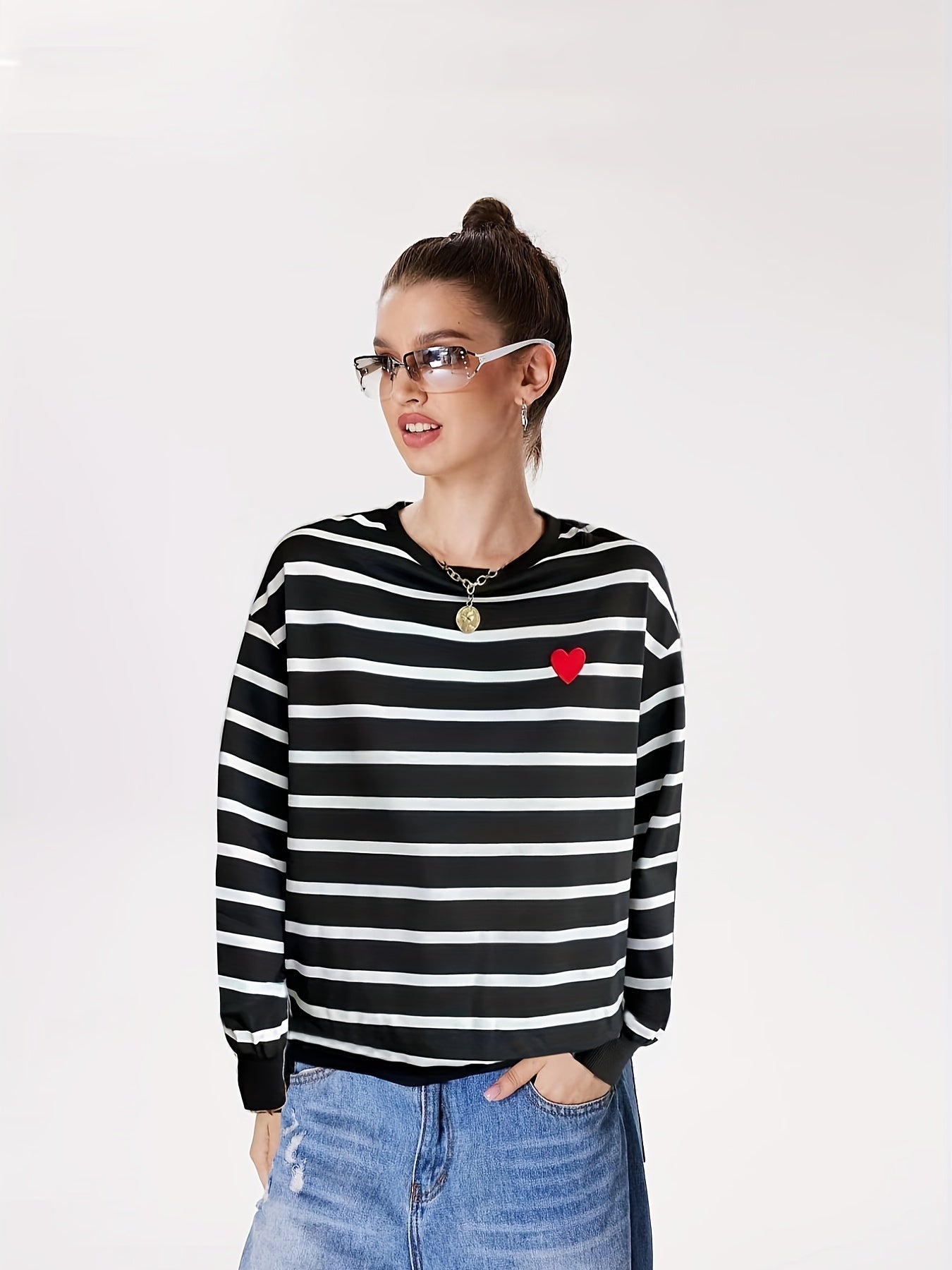 Stripe & Heart Print Pullover Sweatshirt Casual Long Sleeve Crew Neck Sweatshirt