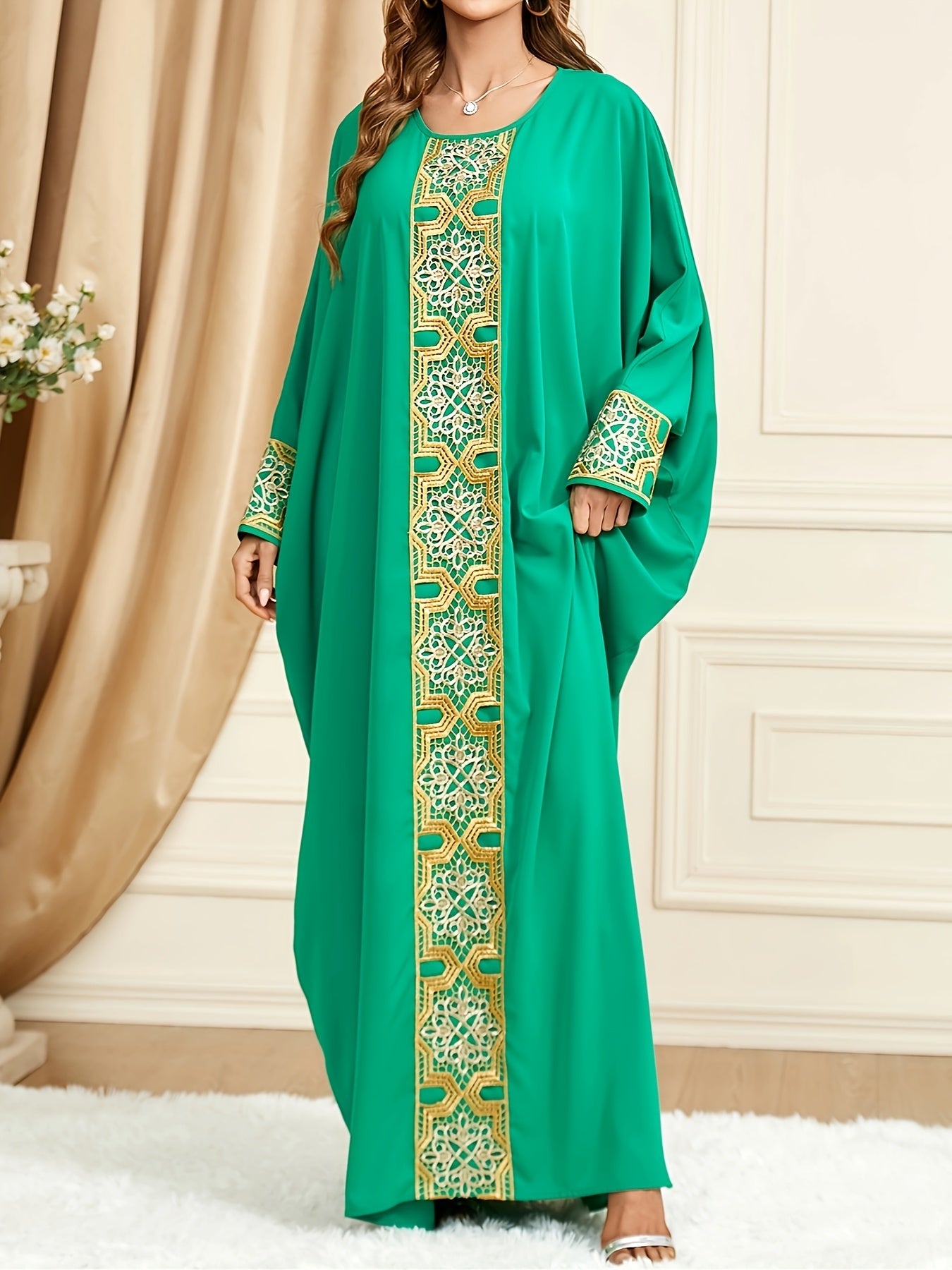 Women's Applique Batwing Sleeve Maxi Dress