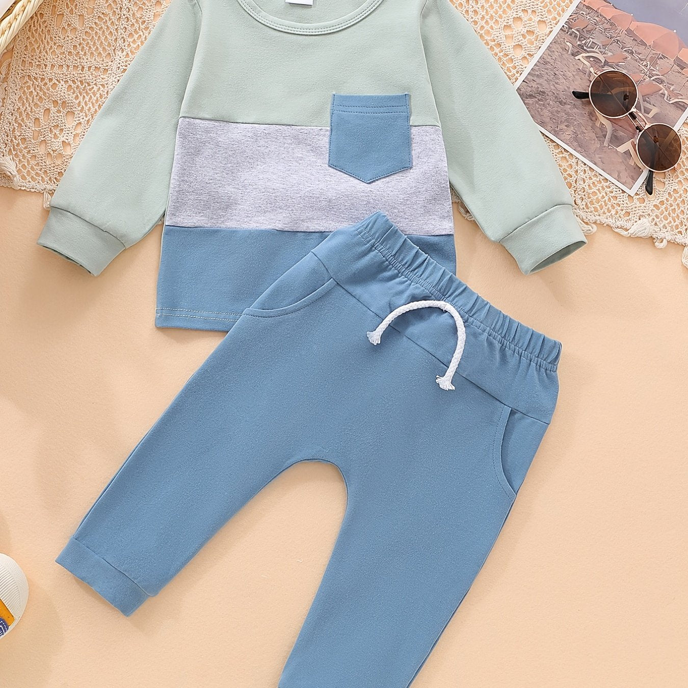 2pcs Boys Cotton Sweatshirt & Drawstring Pants Set
