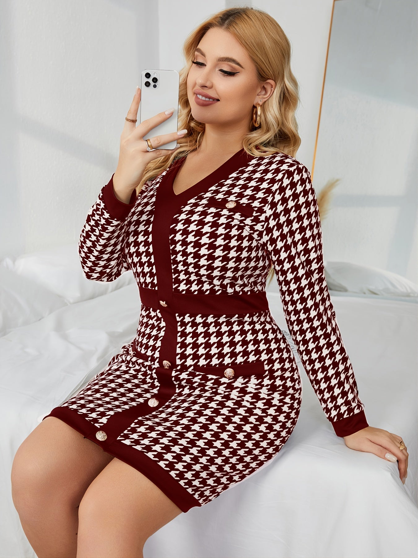 Houndstooth Print Long Sleeve V Neck Dress