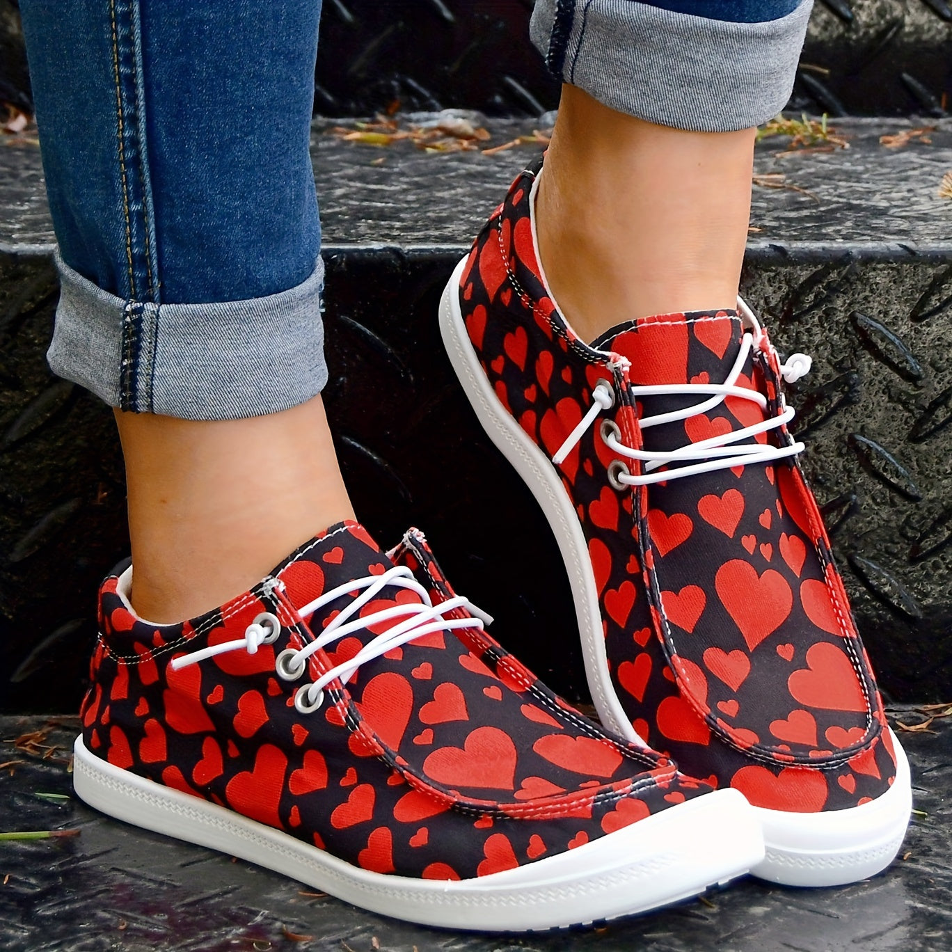 Red Heart Print Women's Casual Flat Canvas Shoes