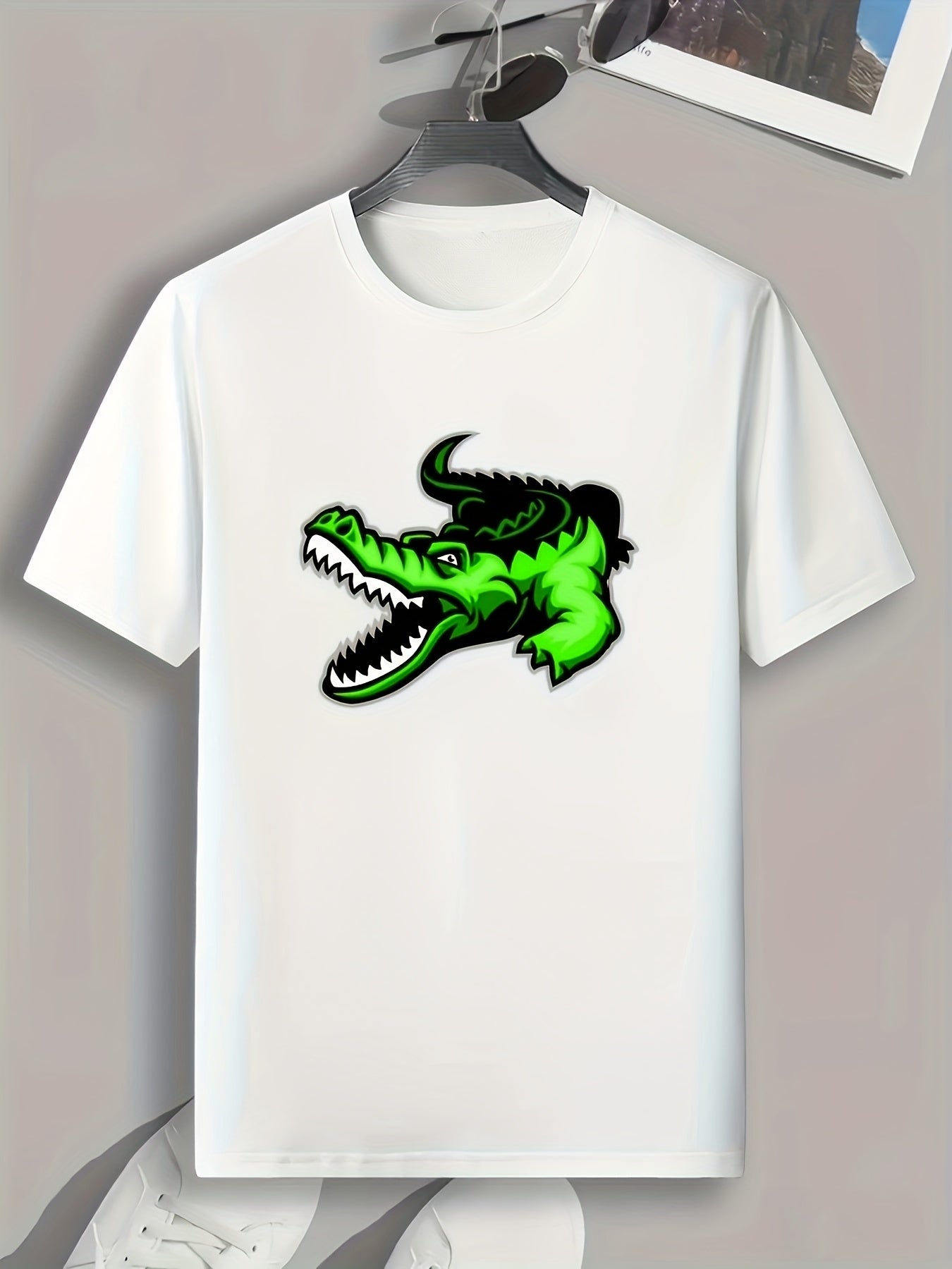 Crocodile Print Men's Sports T-shirt Comfy Tee for Outdoor Fitness Gift