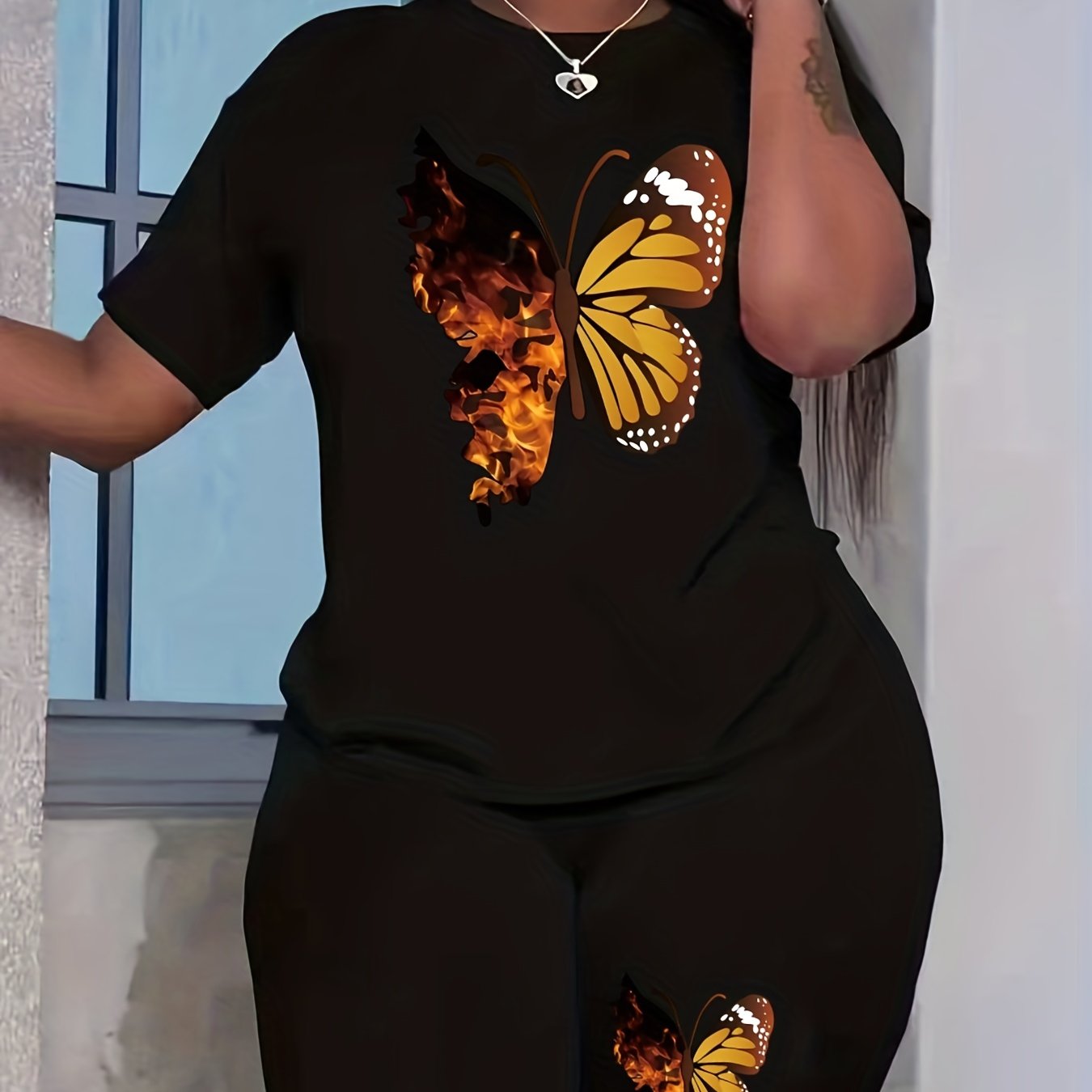 Women's Plus Butterfly Print Top & Shorts Two Piece Set